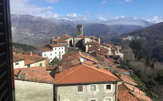 Casa in vendita Bagni di Lucca
